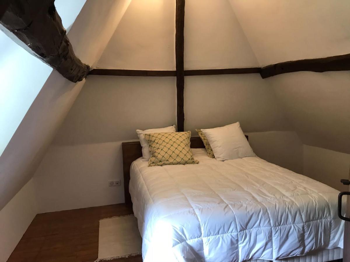 La Gloriette Gite Situe Dans La Propriete Dun Magnifique Manoir Vatteville-la-Rue ภายนอก รูปภาพ