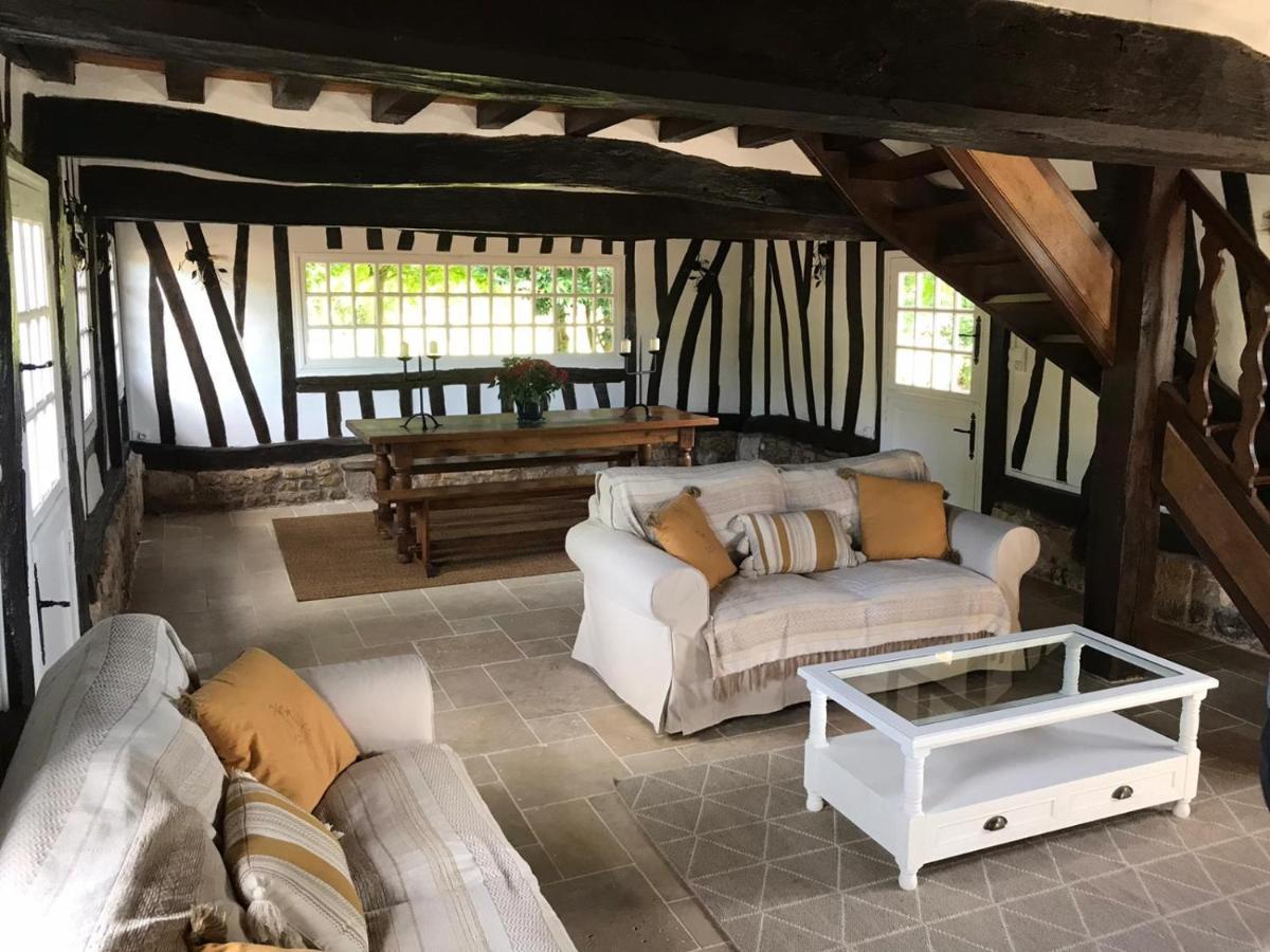 La Gloriette Gite Situe Dans La Propriete Dun Magnifique Manoir Vatteville-la-Rue ภายนอก รูปภาพ