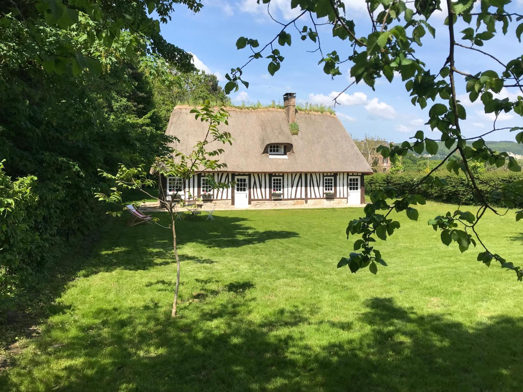 La Gloriette Gite Situe Dans La Propriete Dun Magnifique Manoir Vatteville-la-Rue ภายนอก รูปภาพ